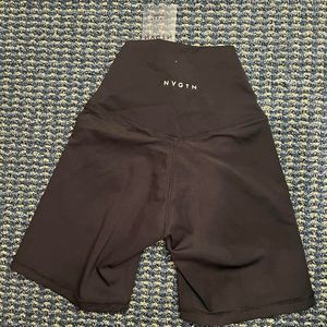 Black NVGTN signature 2.0 shorts.